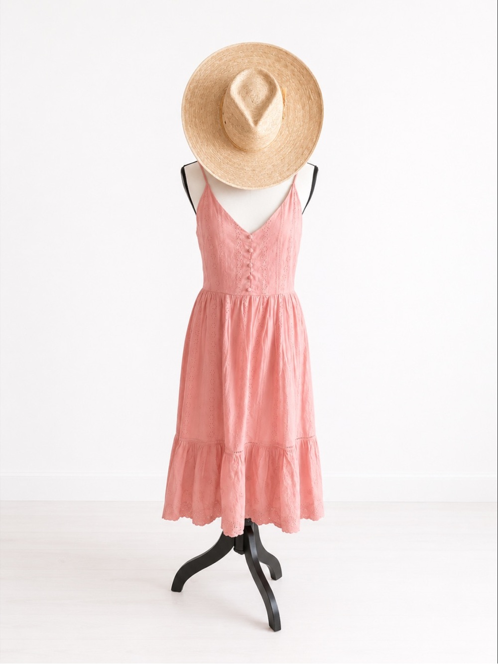 entro Rose Pink Eyelet V-Neck Midi Dress